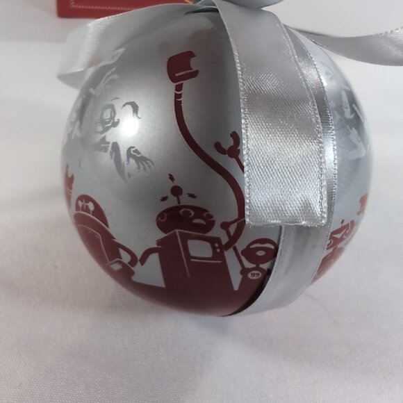 ThinkGeek 2010 Ornament Zombies Robots 3" Christmas Ribbon Box Brains Gift - Picture 3 of 16